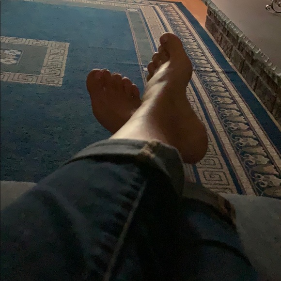 Meet your Posher, Vickie - Picture 1 of 1